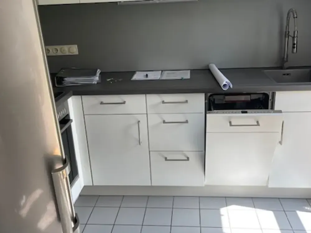 Einzigartige Architektur 3 Zi + Galerie DG Maisonettewohnung mit Balkon an der Würm