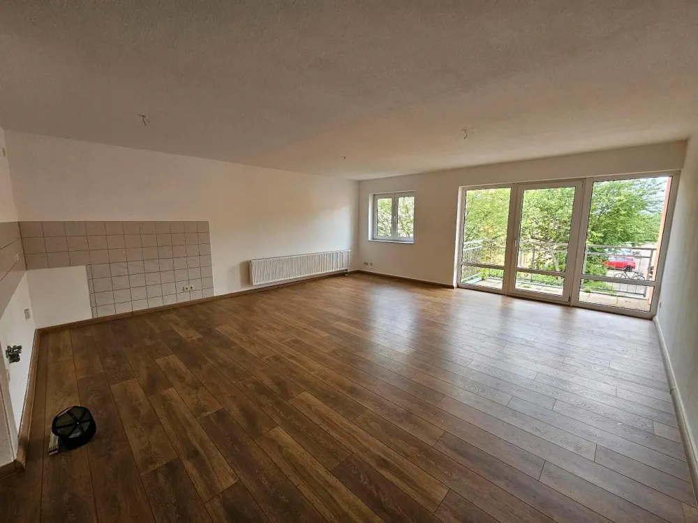 Nachmieter gesucht bei Leipzig, 48 m² Wohnung mit Balkon, Küche