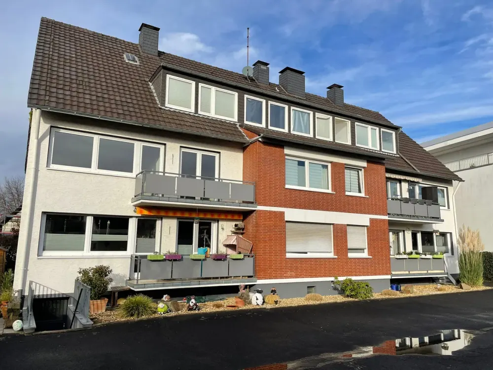 Alt Brück, Ruhiglage, schöne Dachgeschosswohnung