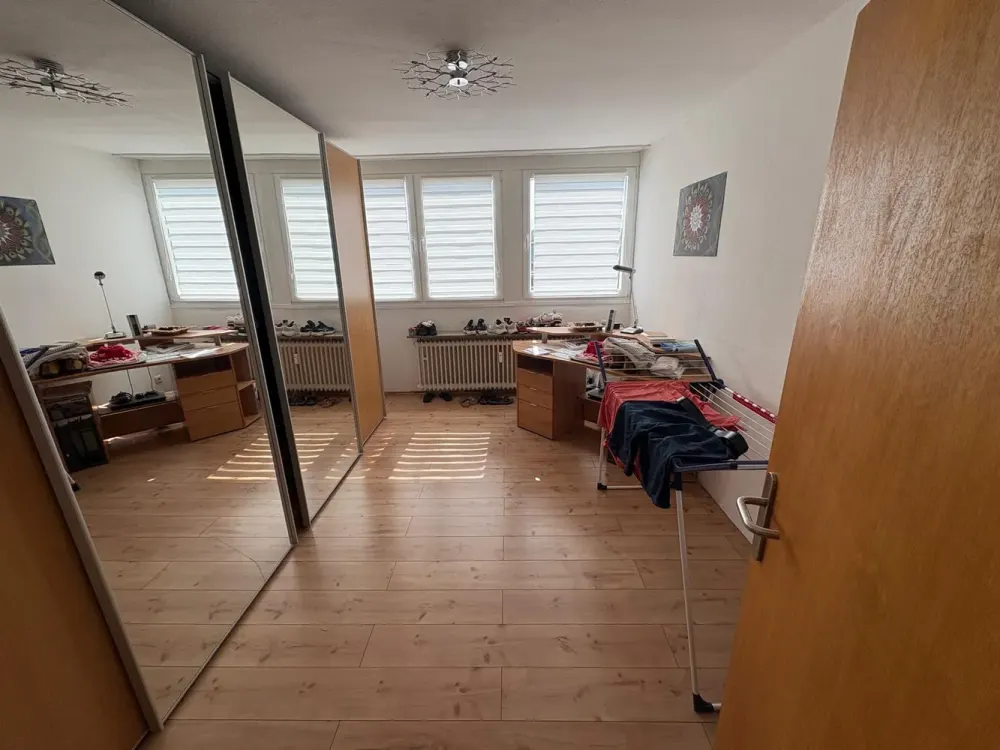 Alt Brück, Ruhiglage, schöne Dachgeschosswohnung