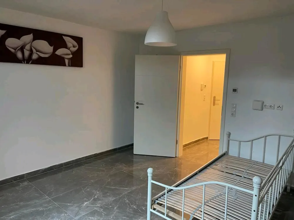 1 Zimmer Luxus Wohnung zuvermieten