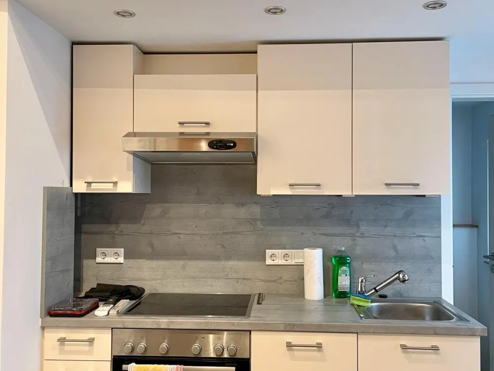 Möbliertes 1-Zimmer Apartment für Wochenendheimfahrer / Stu
