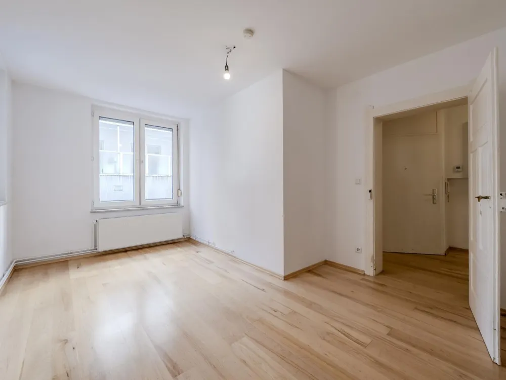 Charmante 2-Zimmer-Wohnung mit Balkon in Stuttgart-Mitte