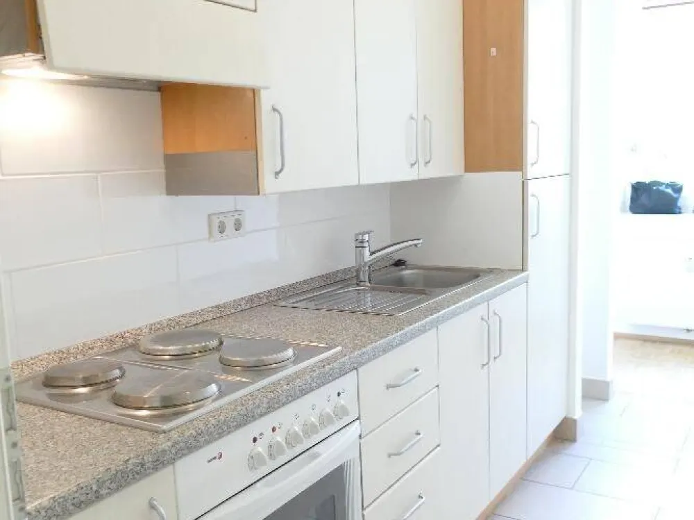 Für Senioren oder hilfsbedürftige Menschen: Kleine Zwei-Zimmer Wohnung in Seniorenanlage "Am Waller Park"