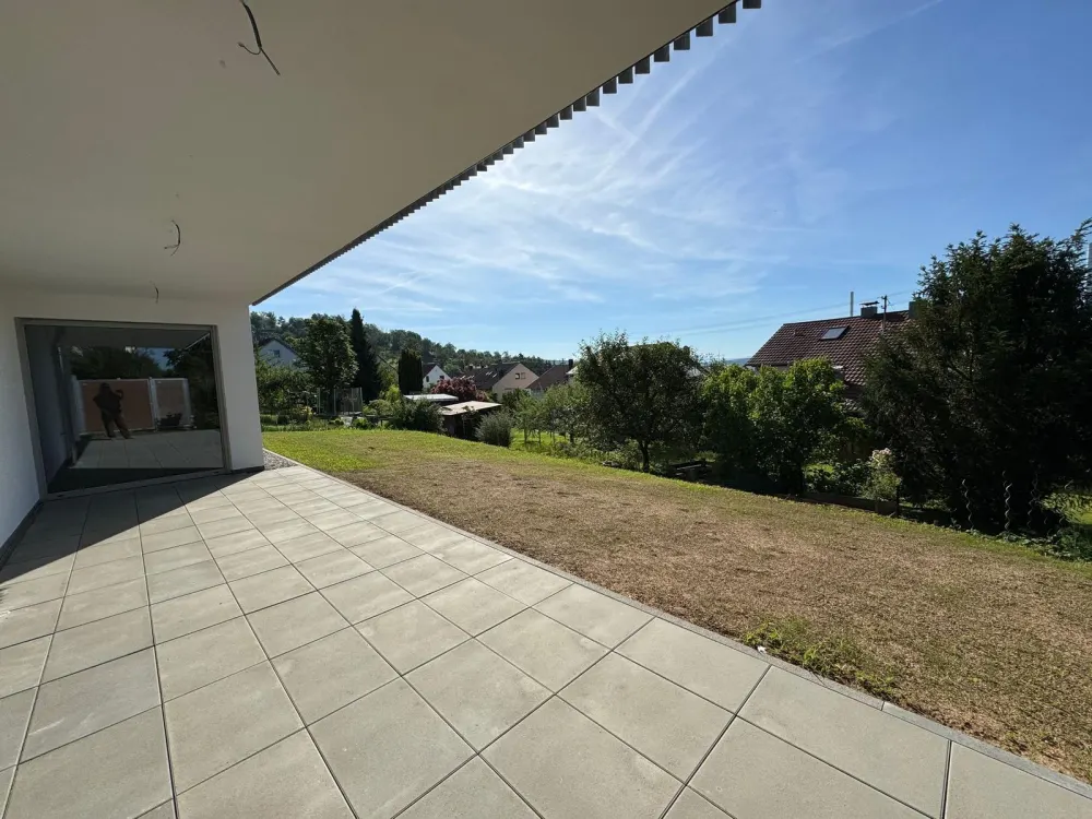 Helle 4-Zimmer-Wohnung mit Terrasse und exklusiver Gartennutzung