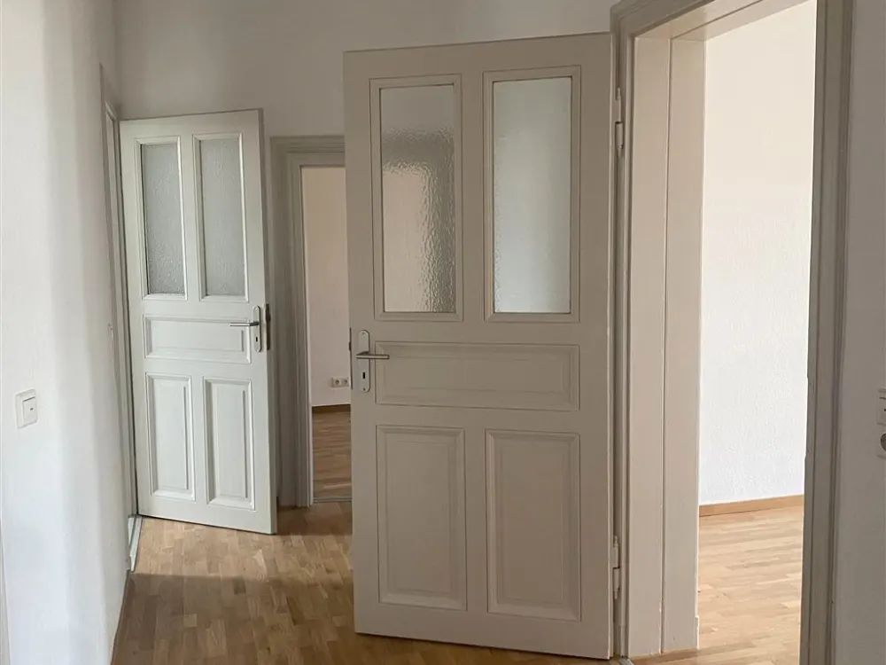 Gohlis * Erstbezug nach Renovierung * helle 4 Zimmer-Whg* kl. Balkon*gr. Küche* Parkett