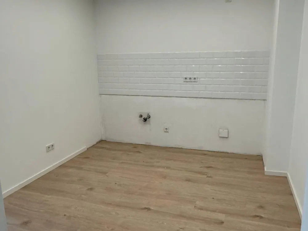 ! ERSTBEZUG! Helle & schöne 3ZKB Maisonette Wohnung in 66121