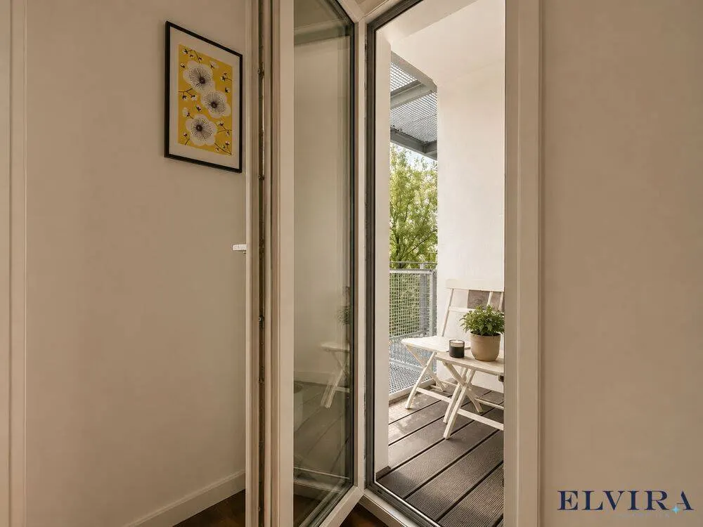 ELVIRA - Maxvorstadt, exlusive und vollmöblierte 2-Zimmer-Wohnung mit mehreren Außenbereichen (Mindestmietdauer: 6 Monate)