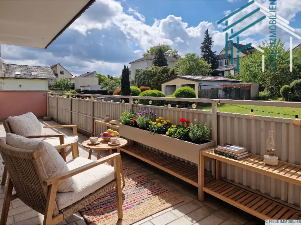 Schöne 3 Zimmerwohnung in Offenbach Bieber mit Balkon