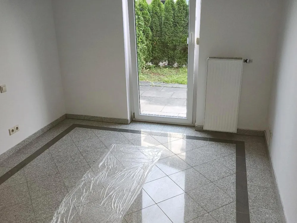 Moderne 4,5-Zimmer-Erdgeschosswohnung in Marbach a. N.