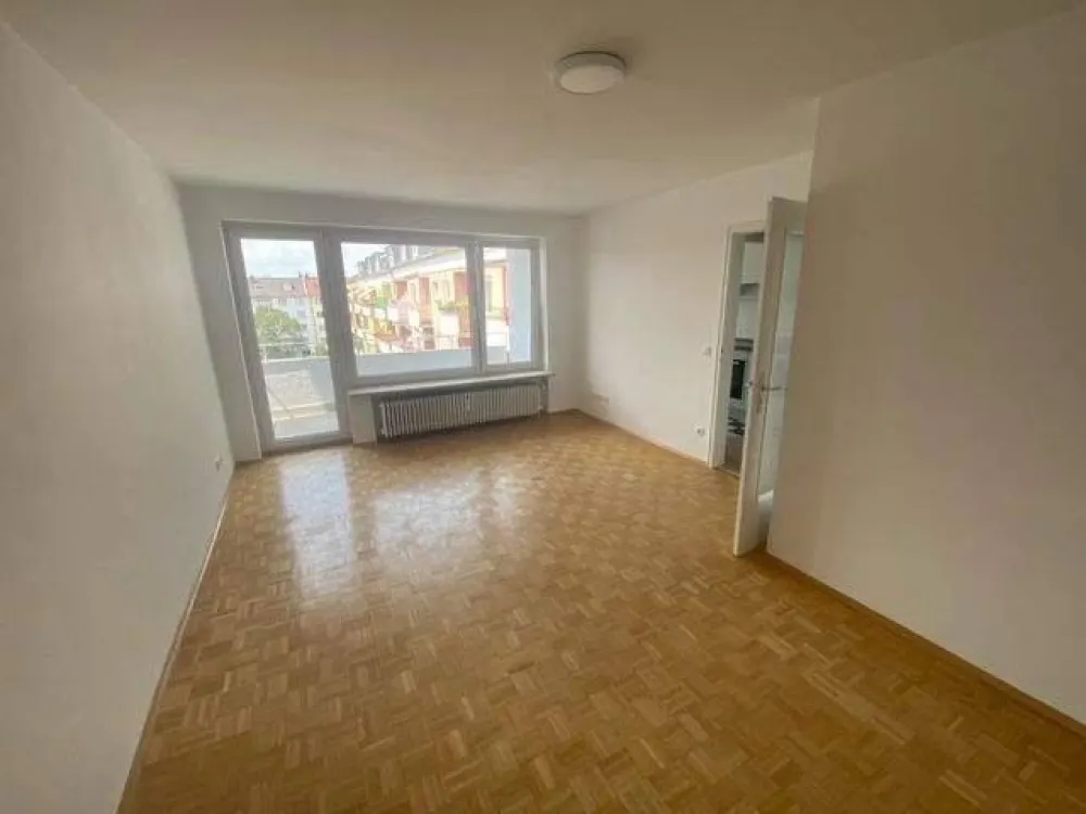 WG geeignet * 3 Zimmer * Balkon * direkt am Westpark