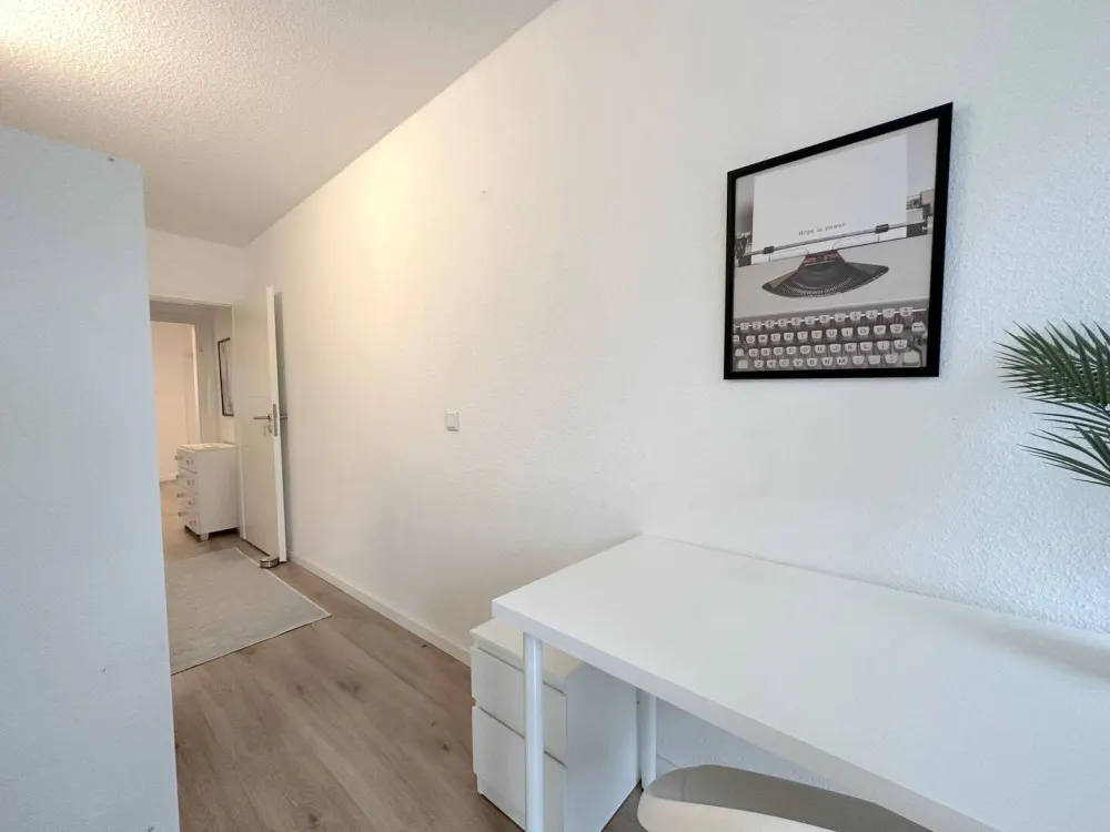 ?? Freie Zimmer in einer 4er-WG in Frankfurt am Main - Nied - Convertystraße 61!