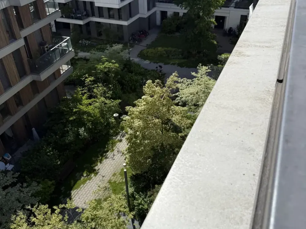 wunderschöne zwei Zimmer Wohnung mit Balkon