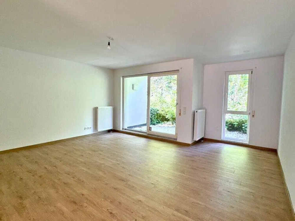 First Occupancy - Renovated 2-Room Apartment with Kitchen and Bathroom on the Ground Floor in a Central Location