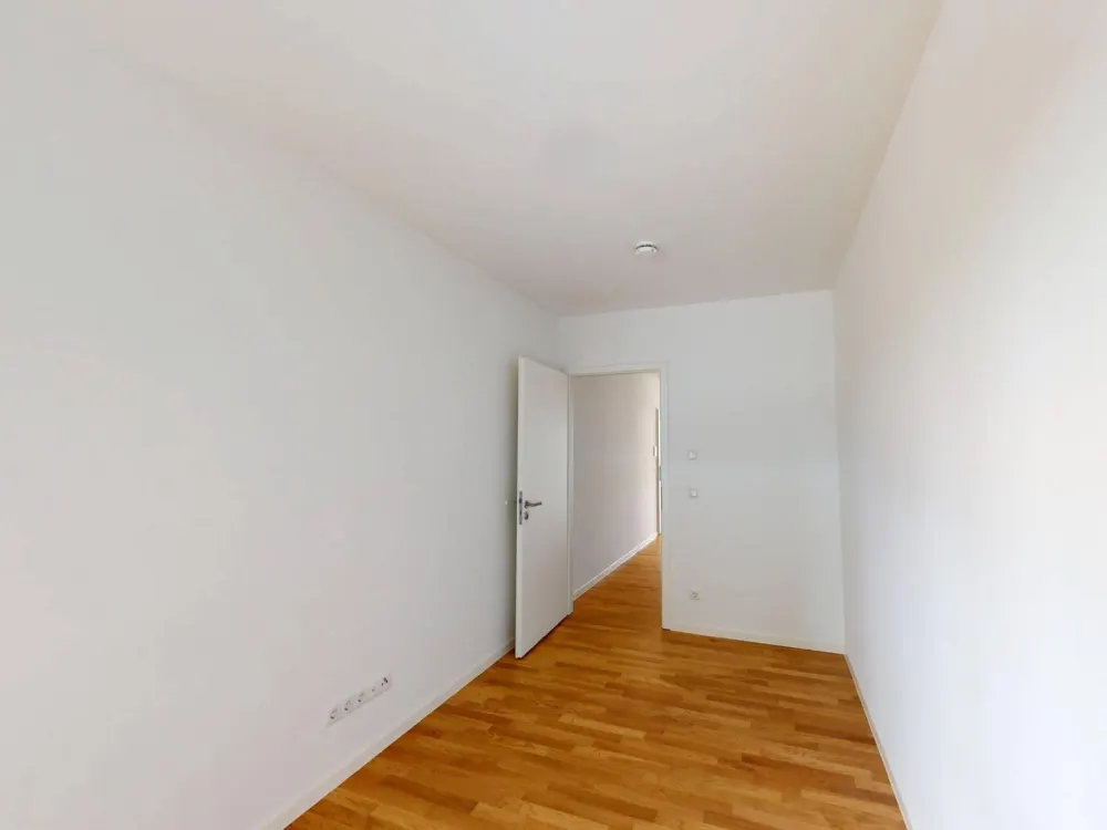 Über den Dächern Lichtenbergs: 3-Zimmer-Wohnung mit 2 Balkonen in 'Ferdinands Garden'