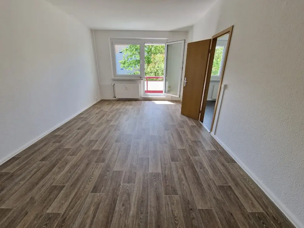 **JETZT EINZIEHEN**3-Zimmer-Wohnung // Balkon // 3.OG // Bad mit Wanne // ab Sofort
