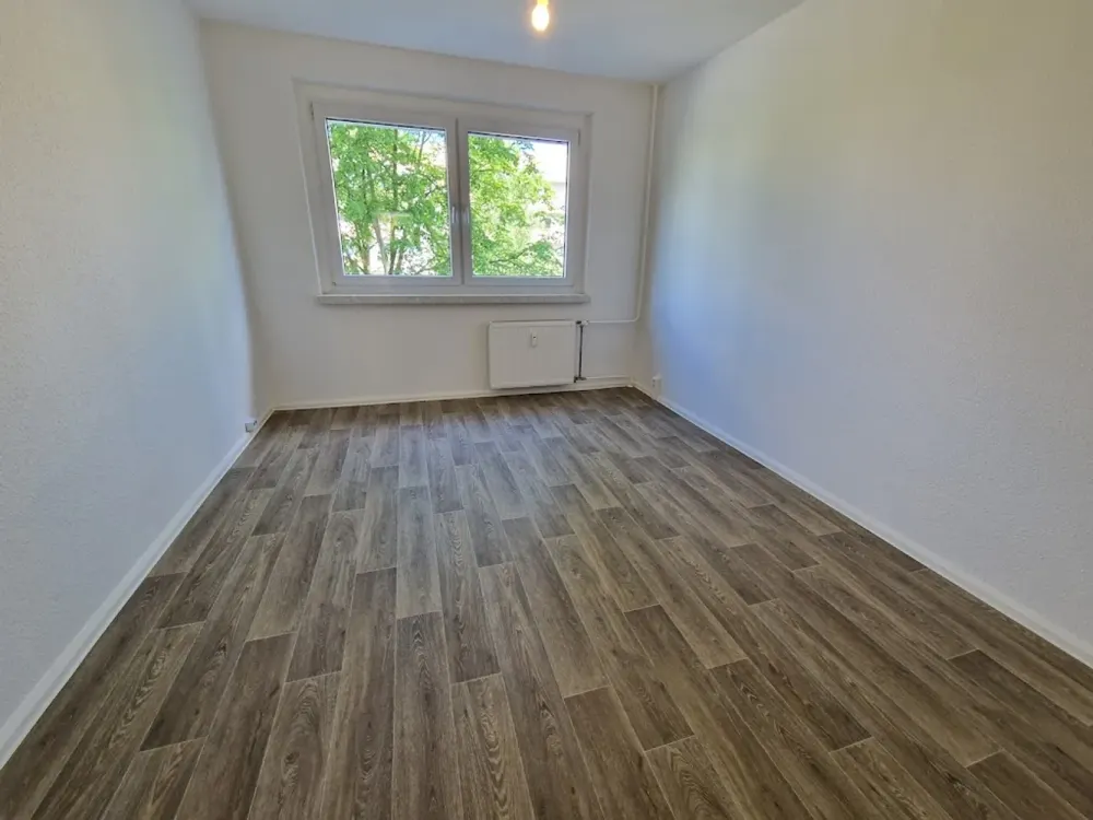 **JETZT EINZIEHEN**3-Zimmer-Wohnung // Balkon // 3.OG // Bad mit Wanne // ab Sofort