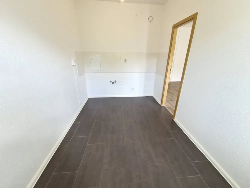 **JETZT EINZIEHEN**3-Zimmer-Wohnung // Balkon // 3.OG // Bad mit Wanne // ab Sofort