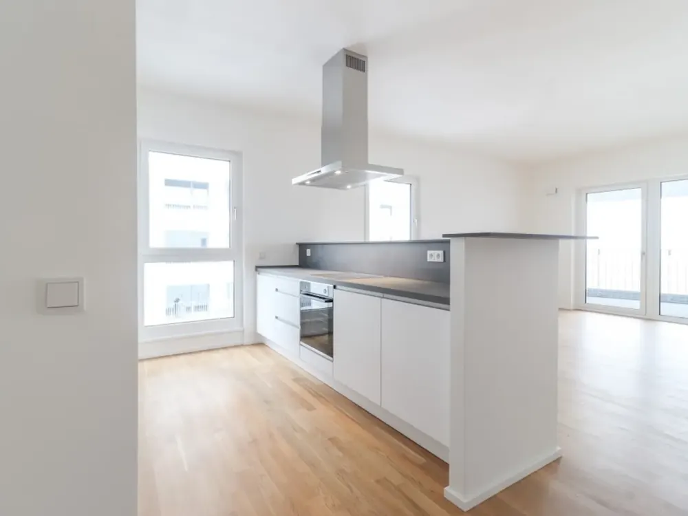 Sonniges Penthouse mit zwei Balkonen, zwei Tageslichtbädern und traumhaften Aussichten *ERSTBEZUG*