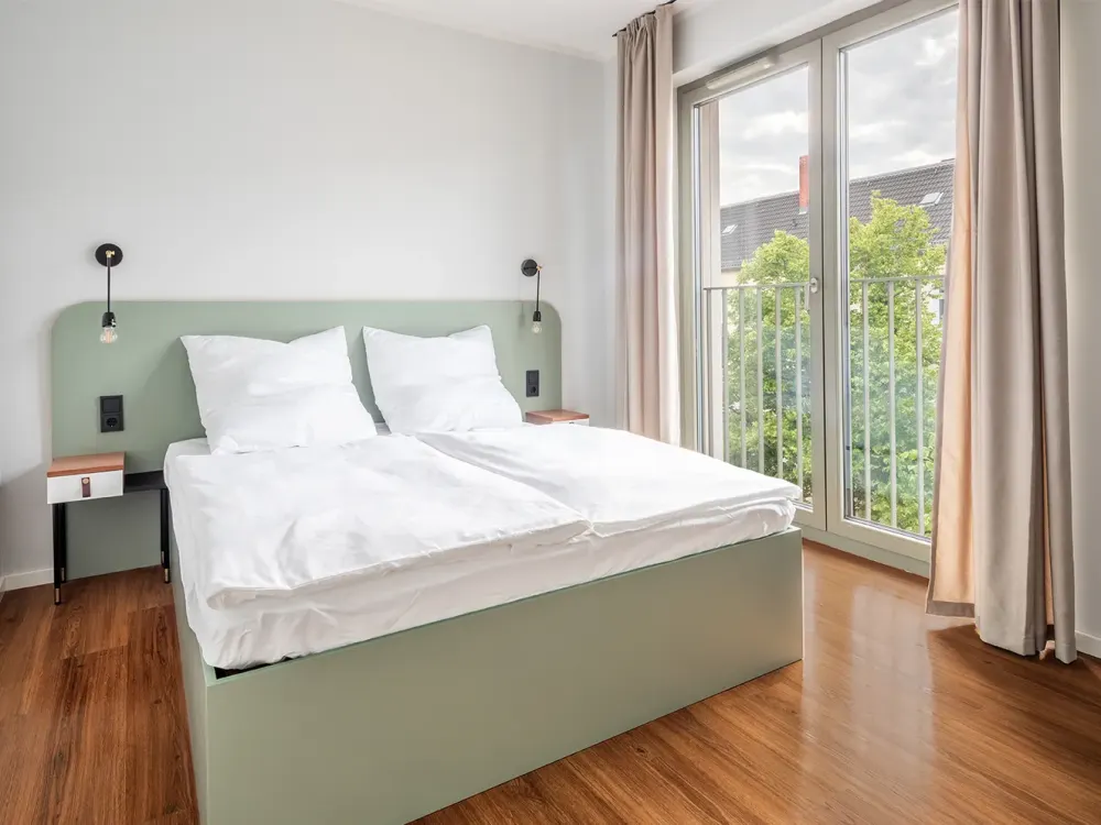 BESICHTIGUNGEN: Mi 9:00 & Fr 16:00 -unbefristete 2-Zimmer-Wohnung mit offenem Wohnbereich und Balkon