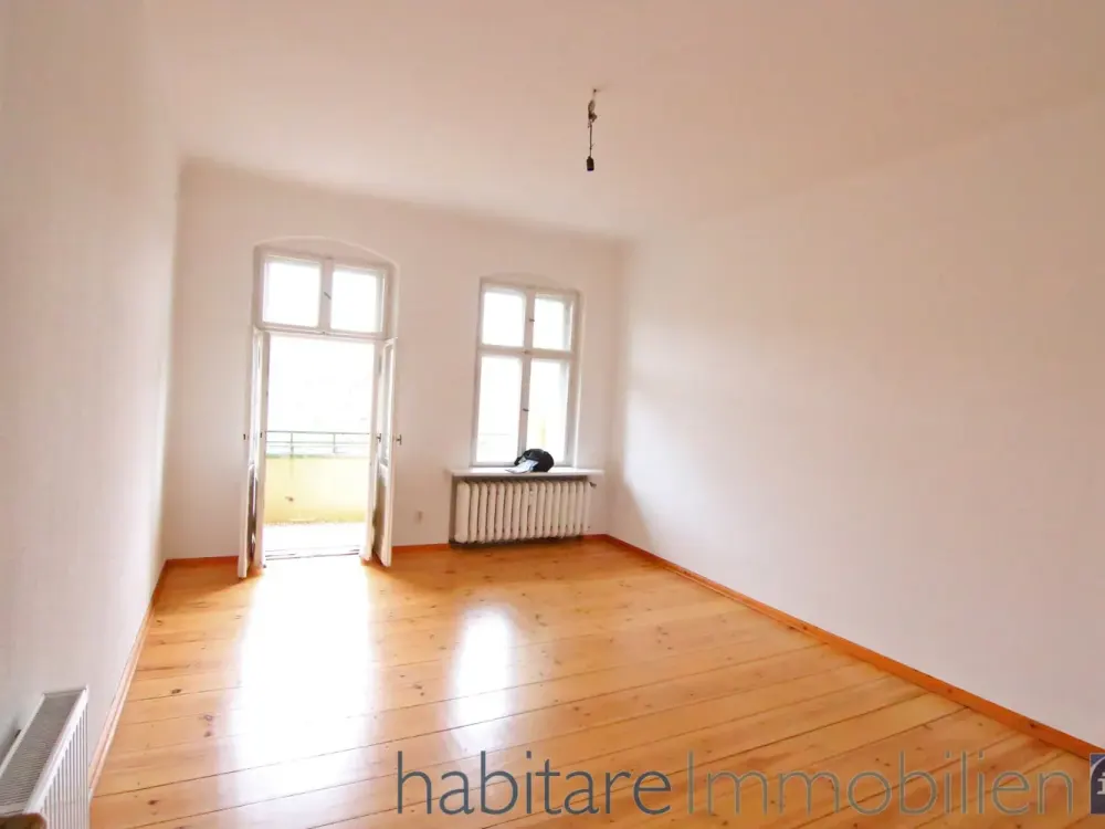 Tolle Altbauwohnung mit Balkon, Holzdielen/helles 4.OG dicht Volkspark + Bayerischer Platz!