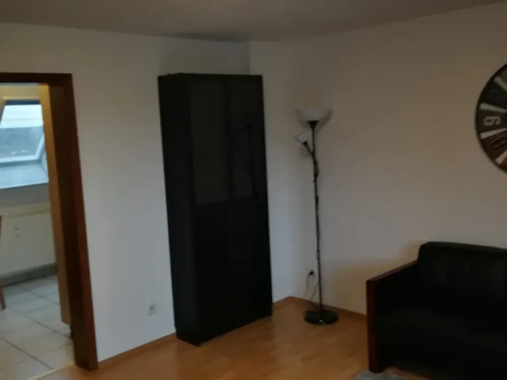 Fully Furnished 2-Room Attic Apartment in Köln-Meschenich