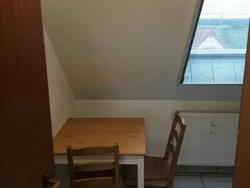 Fully Furnished 2-Room Attic Apartment in Köln-Meschenich