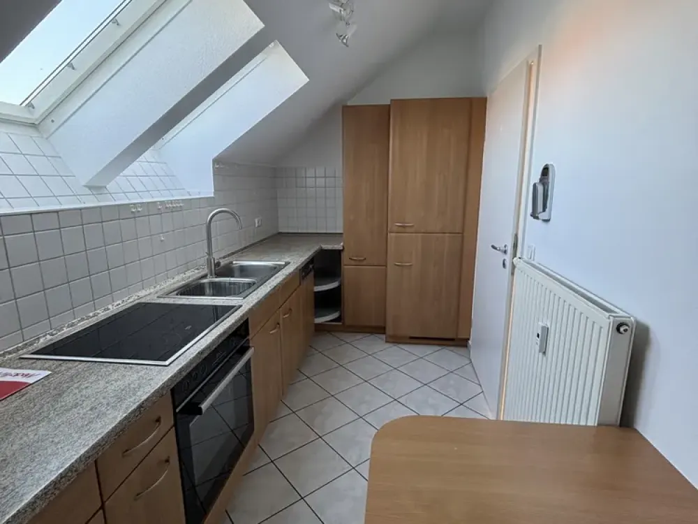 Zentrumsnahe, helle 2 - Zimmer Wohnung