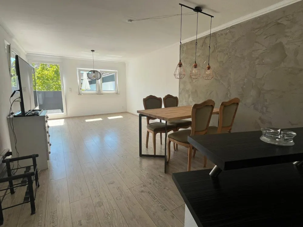 Idyllisches Haus 80m2 in Köln Rath-Heumar ab sofort zu vermieten.