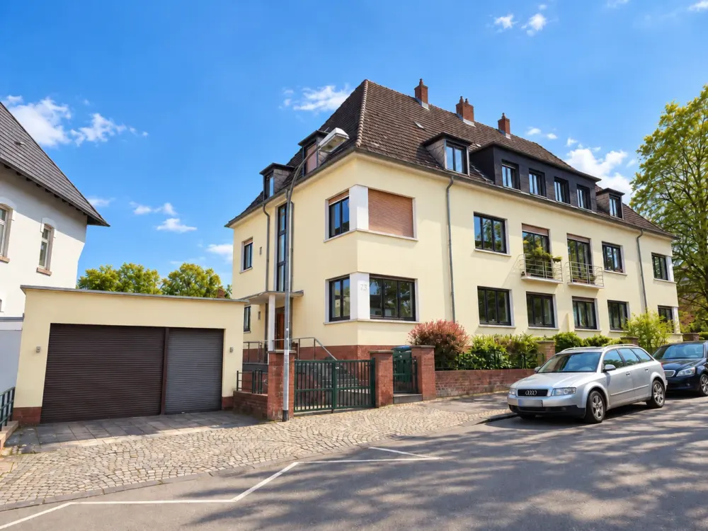 Triller - Sunny 4-Room Apartment with Style