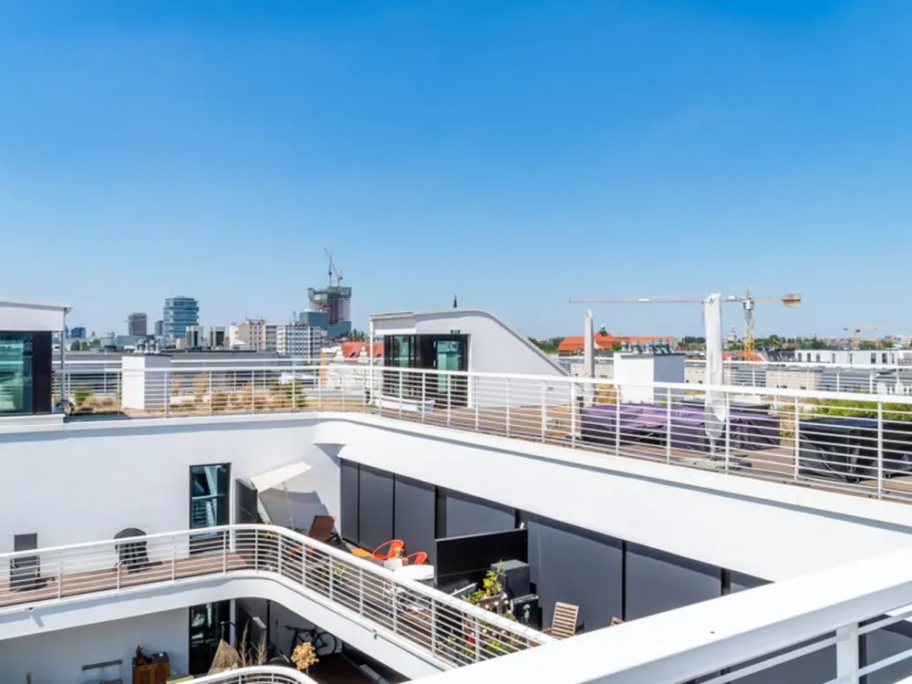 Luxuriöses Apartment an der Spree mit großer Sonnen-Dachterrasse