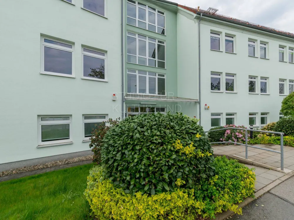 SfKW - Anmietung ab 12/2026 - 31 m2 Business-Apartment mit Einbauküche, Duschbad und Stellplatz optional