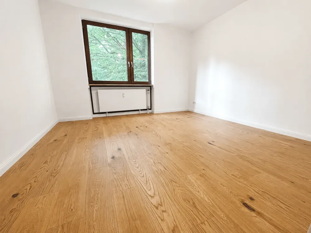 01.11.: moderne 2,5-Zimmer-Wohnung mit Tiefgaragenstellplatz und Balkon in Hummelsbüttel!