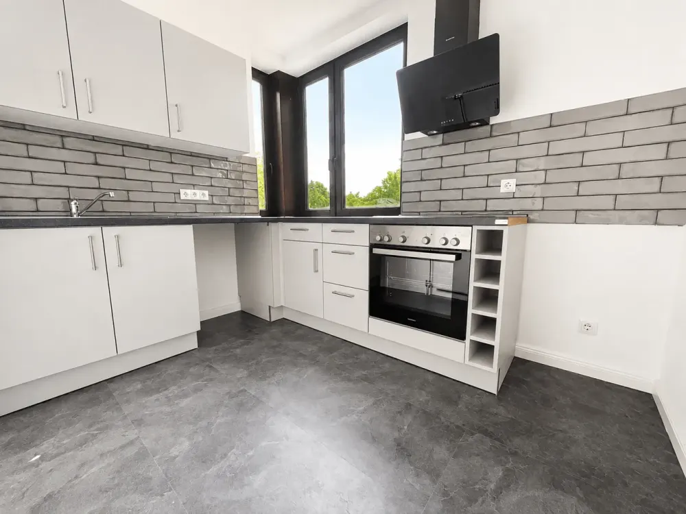 01.11.: moderne 2,5-Zimmer-Wohnung mit Tiefgaragenstellplatz und Balkon in Hummelsbüttel!