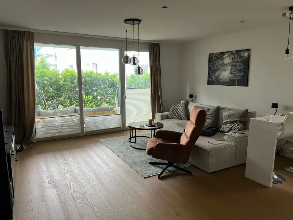 Neubau Esslingen-Hohenkreuz: 65 qm, 2-Zi. mit Terrasse u. Garten, EBK