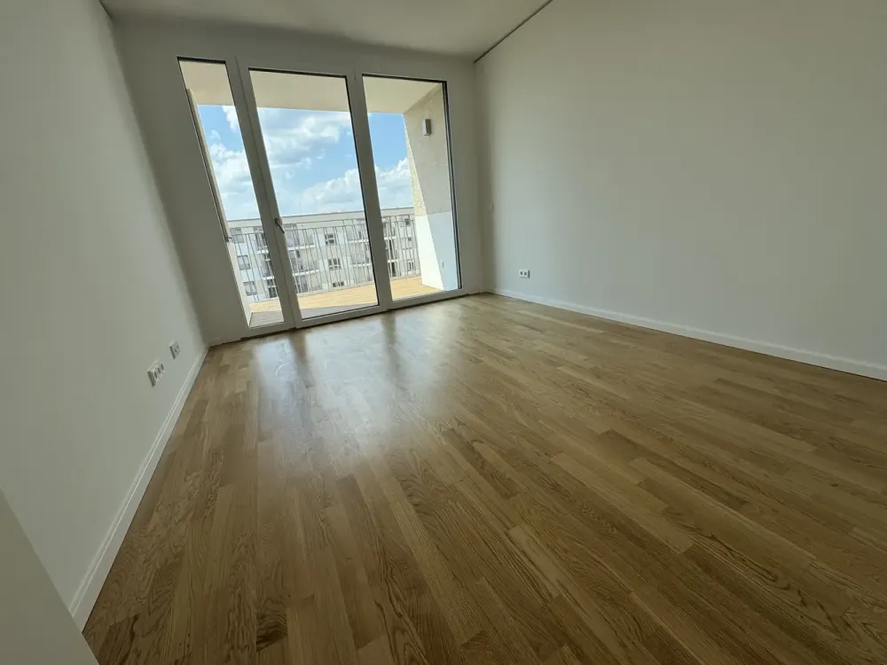 Opportunity: Affordable 4-Room Apartment in First Occupancy