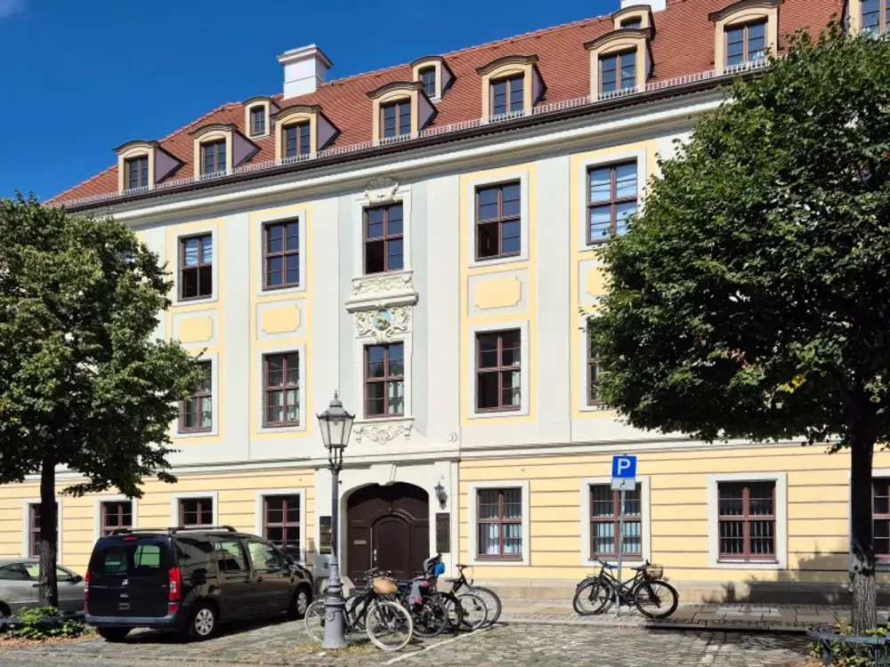 Wohnerlebnis Königstraße - Helle 2-Zimmer-Maisonettewohnung mit Parkettboden