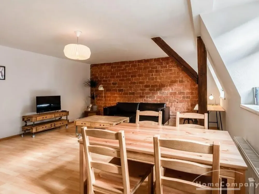 26621 HomeCompany Dresden Furnished 2-Room Apartment in Dresden-Neustadt max. 2 Persons