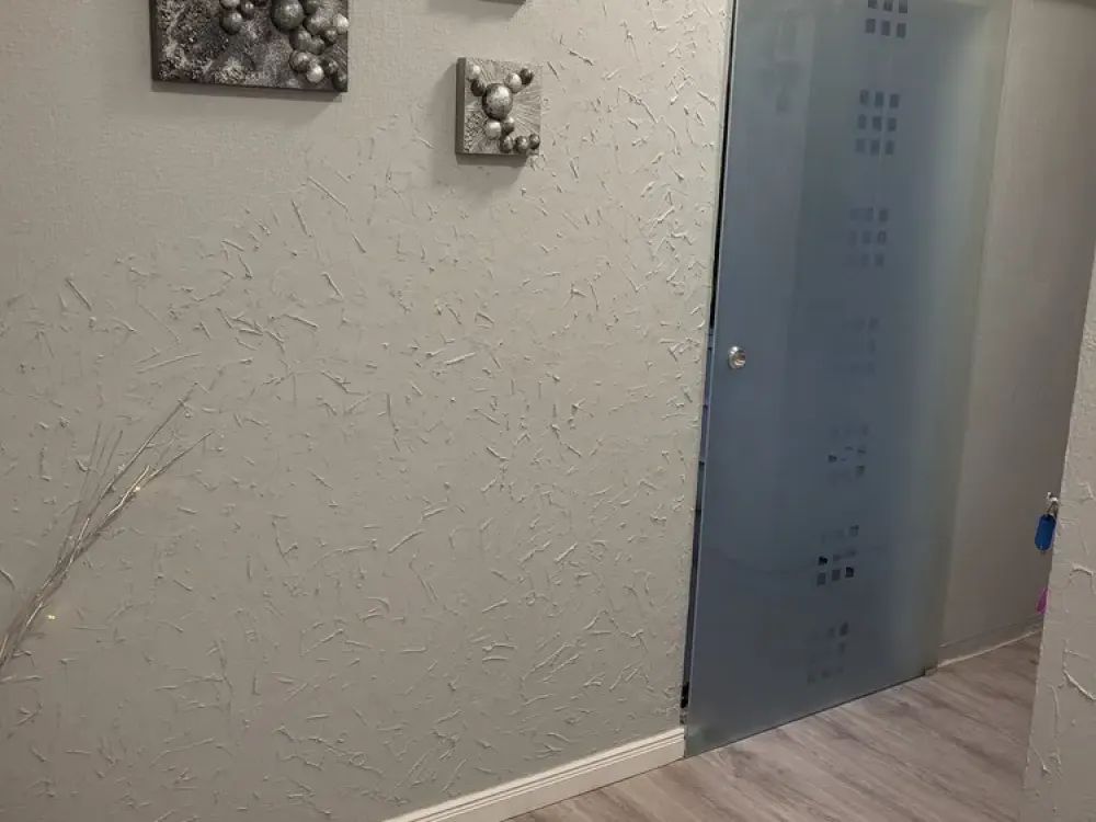 Geschmackvolle Wohnung mit drei Zimmern in Hannover