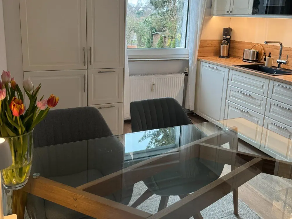 gehobene 2-Zimmer Wohnung Köln Dellbrück | Vollmöbliert | Garten