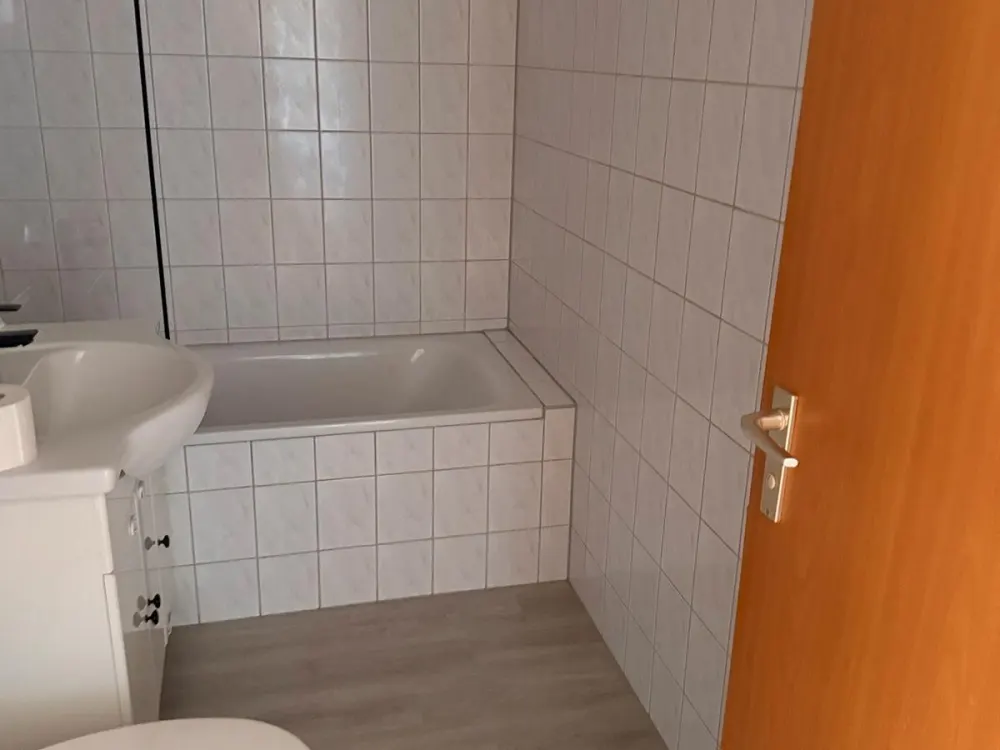 3 Raum Wohnung Lausen zu vermieten