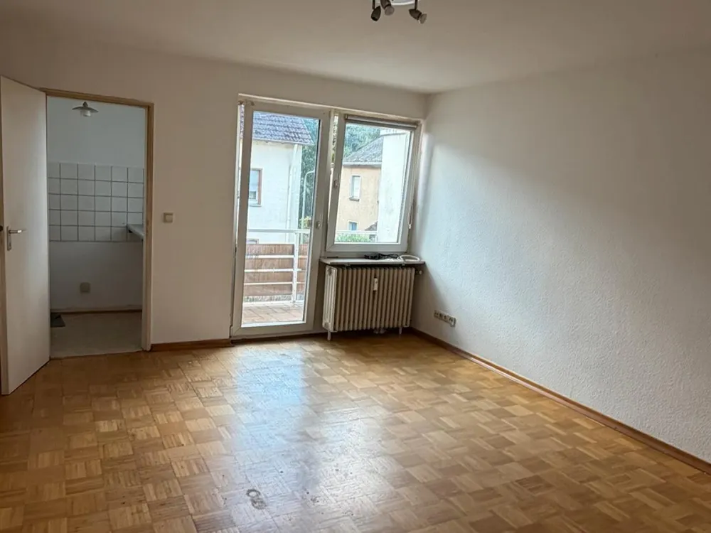 1x Zimmer Wohnung mit Küche Balkon Bad Rödelheim