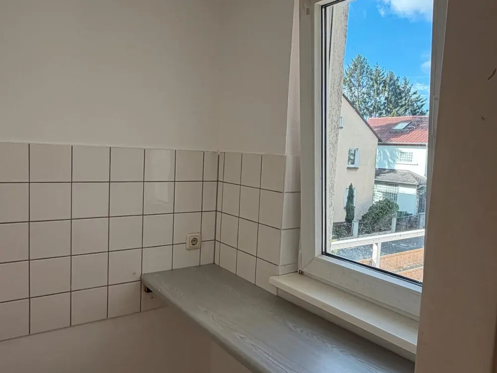 1x Zimmer Wohnung mit Küche Balkon Bad Rödelheim