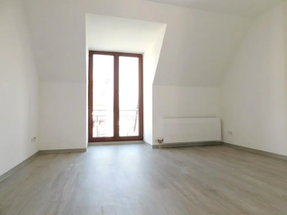 Hübsche 2-Zi.-Whg. mit Sonnenbalkon- auf Wunsch ab sofort frei