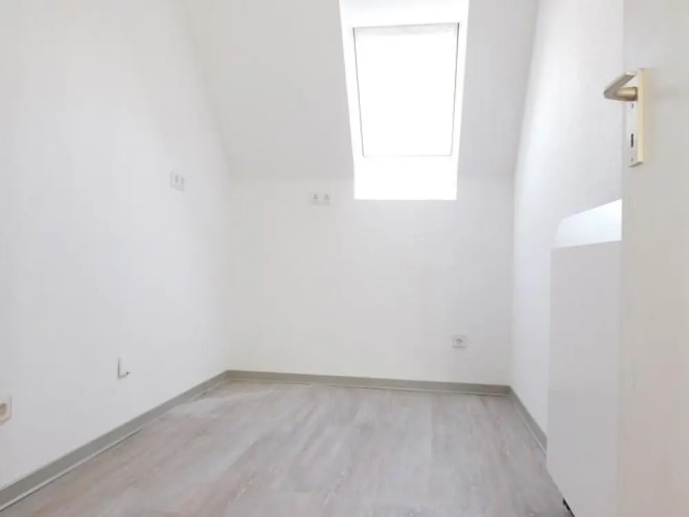 Hübsche 2-Zi.-Whg. mit Sonnenbalkon- auf Wunsch ab sofort frei