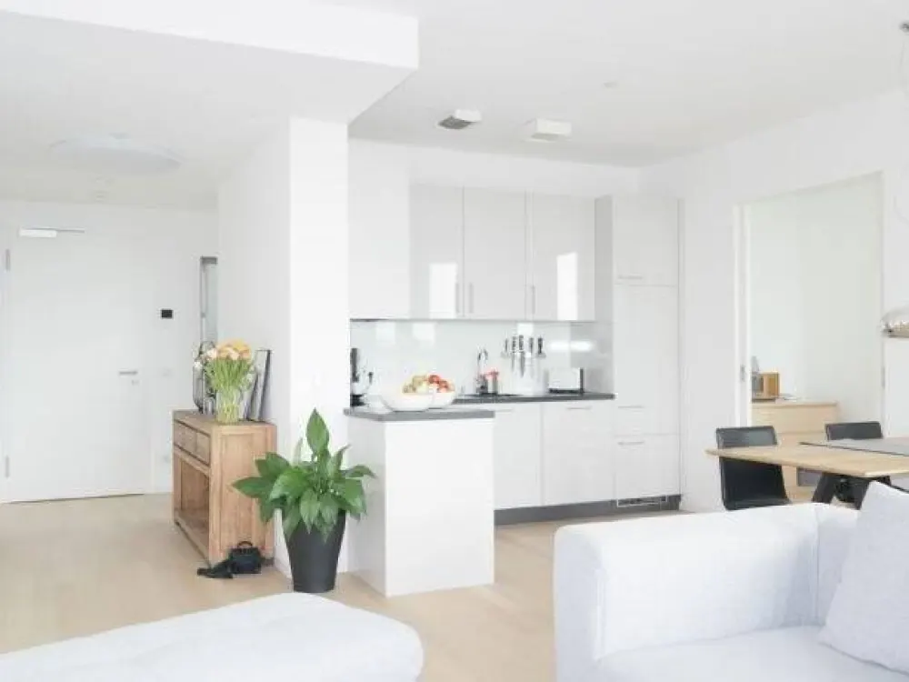 Außergewöhnliche 2,5-Zimmer-Wohnung mit tollem Ausblick im höchsten Wohnhaus Stuttgarts