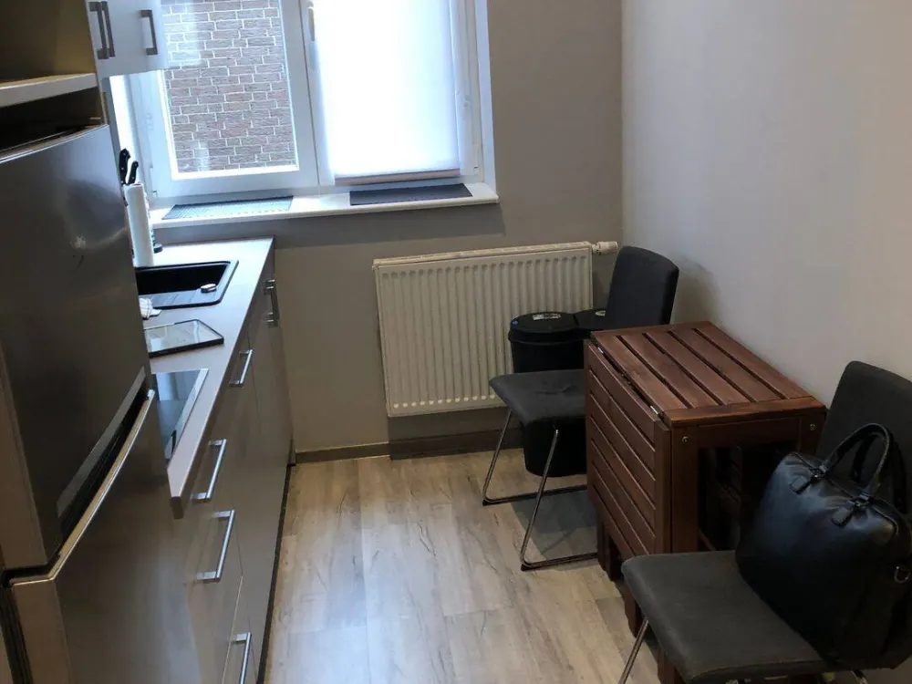 Zentral & ruhig wohnen am Park: Stilvolle möblierte 2-Zimmer-Wohnung in Düsseldorf (Lessingstr.)