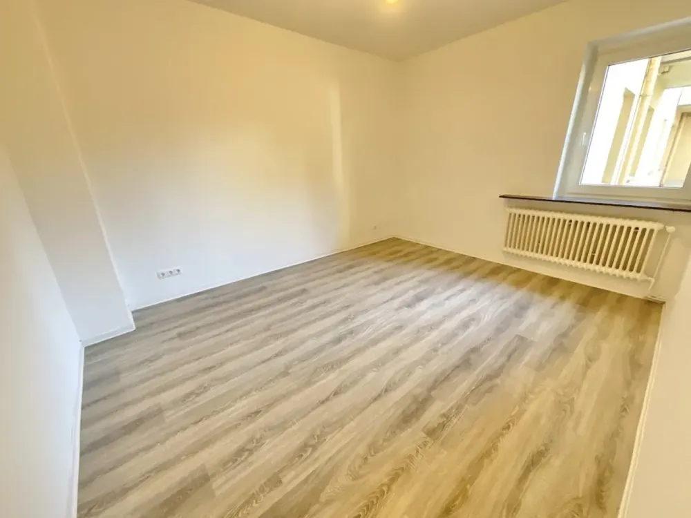 Schöne 2 Zimmerwohnung im Hochpaterre