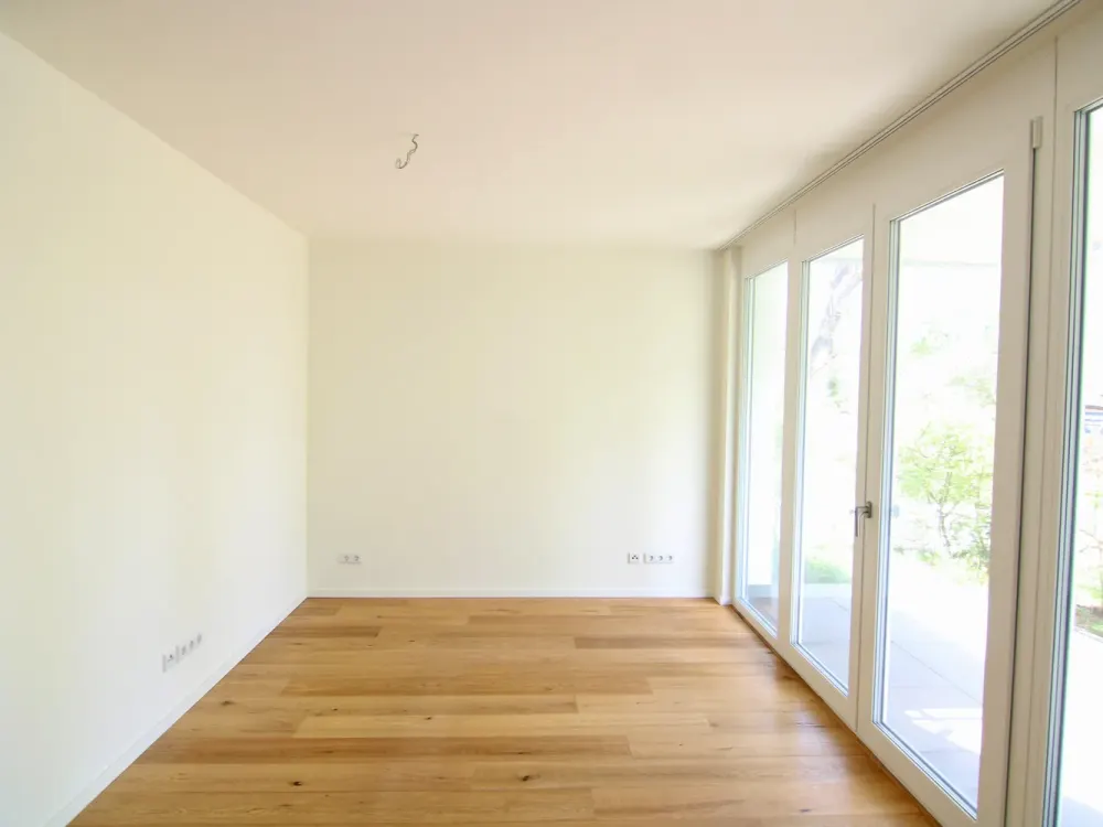 Tolle Komfort-Wohnung im hellen 1.OG - mit großem Balkon, tollem Ambiente und Tiefgarage in Teltow!