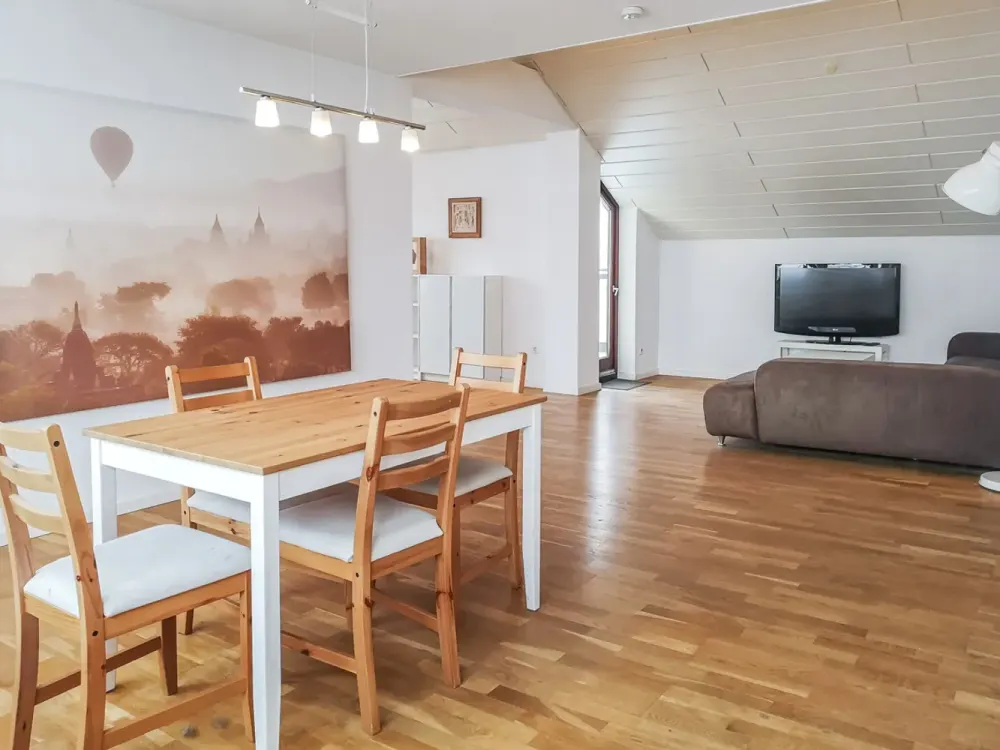 Stilvoll möblierte 3-Zimmer-Wohnung mit Weitblick über Waldenbuch